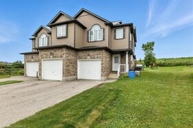 260 Countrystone Crescent, Waterloo, ON , MLS #40744173 , Image - 1
