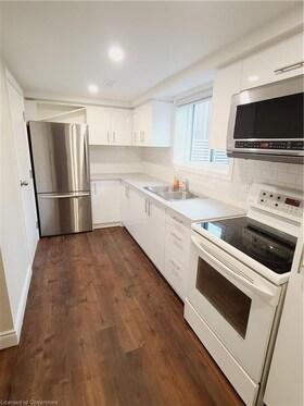 25 Strathmere Place, Wellington, ON , MLS #40721772 , Image - 1