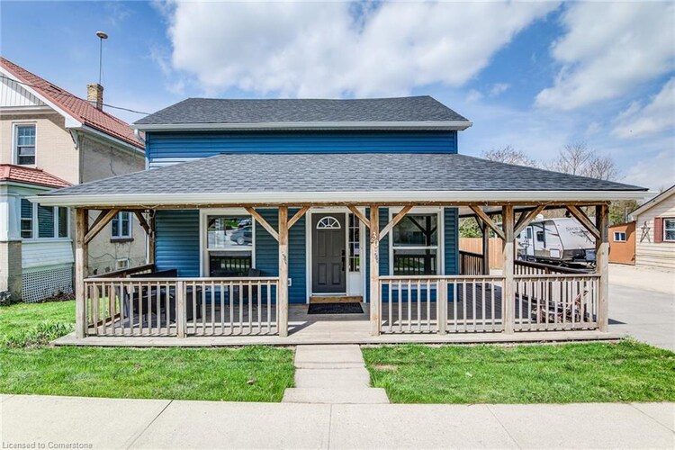 30 Wellington Street S, Mapleton, ON, Drayton