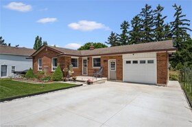 30 High Street, Wellington, ON , MLS #40742800 , Image - 1