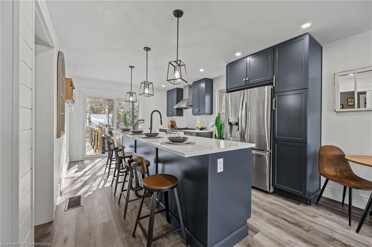 270 Kathleen Street, Guelph, ON, Exhibition Park