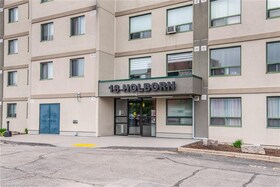 18 Holborn Court, Waterloo, ON , MLS #40729242 , Image - 1