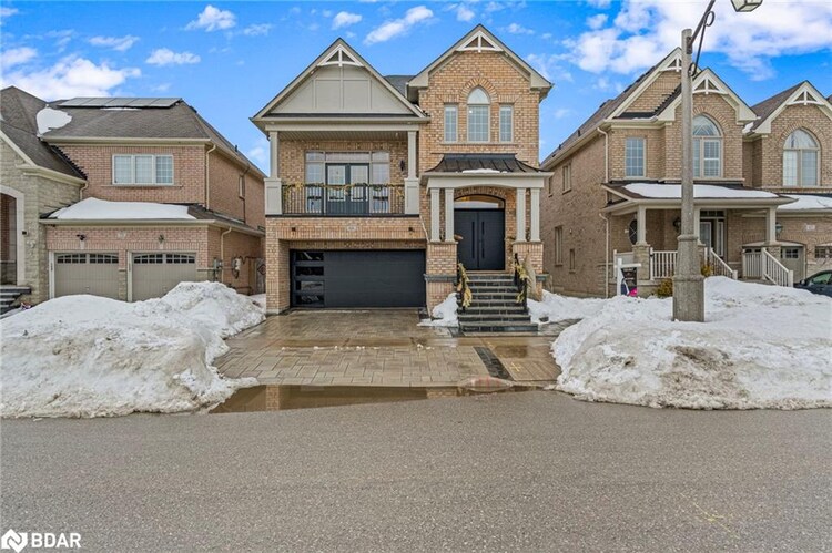 68 Greendale Avenue, Whitchurch-Stouffville, ON, Stouffville