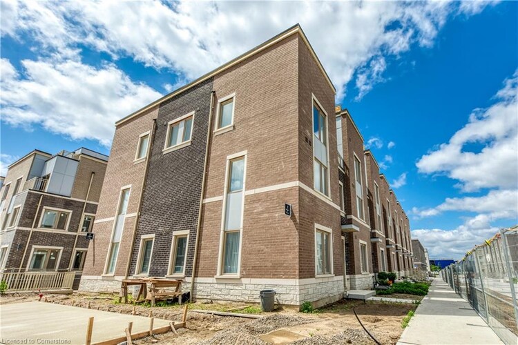 31 Almond Blossom Mews, Vaughan, ON, Vaughan Corporate Centre