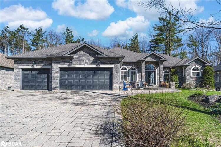 6 Collins Lane, Springwater, ON, Snow Valley