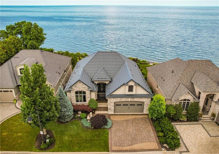 61 Lake Street, Grimsby, ON, 