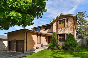 1910 Stoneybrook Court, Peel, ON , MLS #40747471 , Image - 1