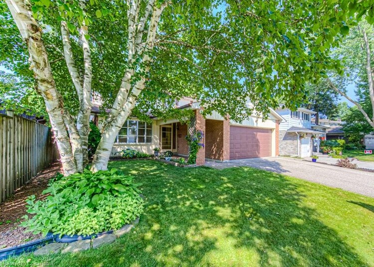 172 Brookside Crescent, Kitchener, ON, 