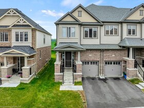 184 Broadacre Drive, Waterloo, ON , MLS #40751328 , Image - 1