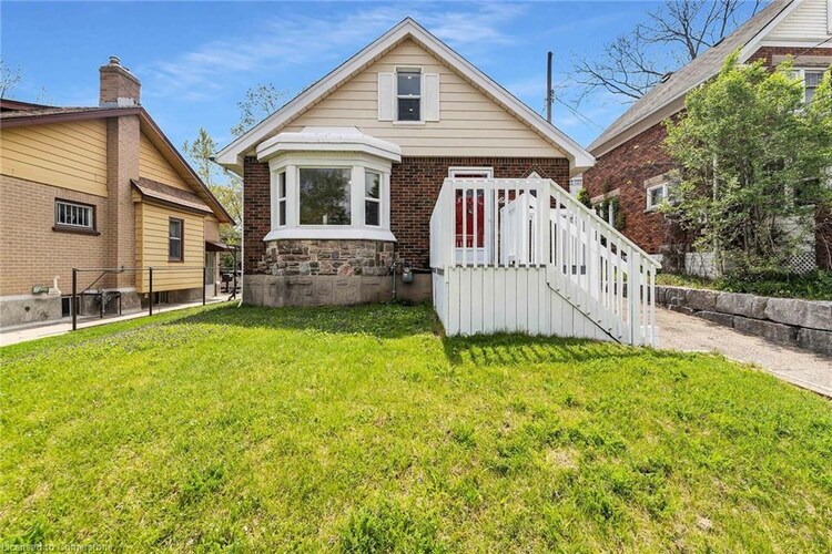 11 Spadina Road E, Kitchener, ON, 