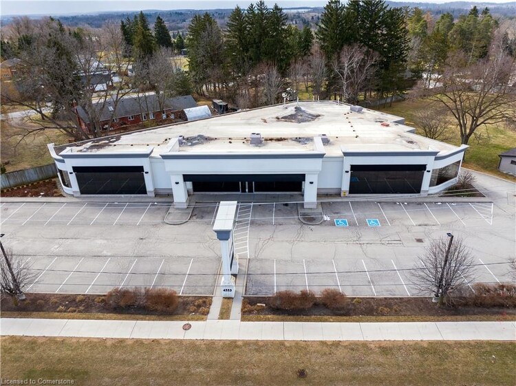 4553 King Street E, Kitchener, ON, 