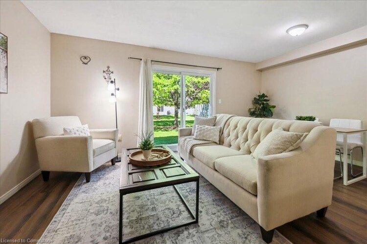 69 Roehampton Crescent, Guelph, ON, Pine Ridge