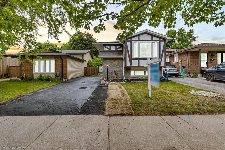 445 Drummerhill Crescent, Waterloo, ON, 