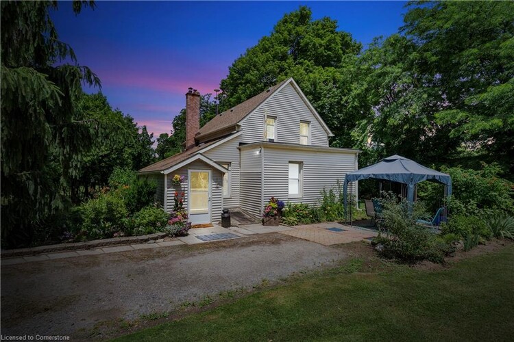 5400 North Service Road, Lincoln, ON, 