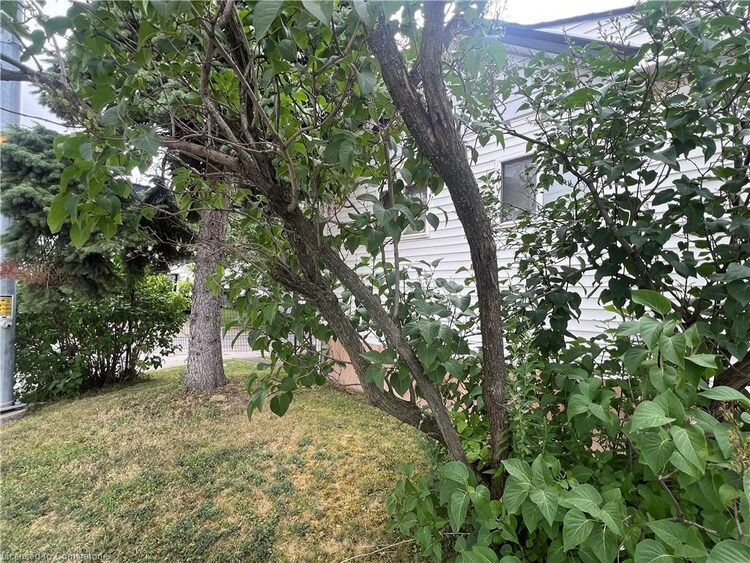 100 Eastchester Avenue, St. Catharines, ON, 