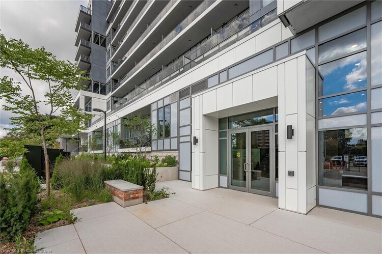 73 Arthur - 108 Street, Guelph, ON, Central East