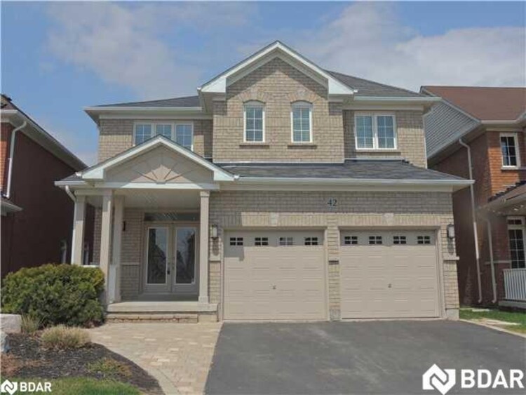 42 Westminster Circle, Barrie, ON, Innis-Shore