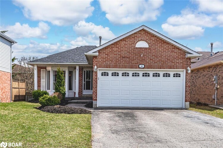 40 Grasett Crescent, Barrie, ON, West Bayfield