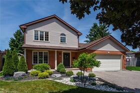 162 Ambleside Court, Waterloo, ON , MLS #40744585 , Image - 1