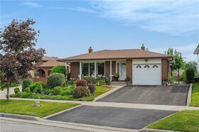 127 Toynbee Crescent, Waterloo, ON , MLS #40750398 , Image - 1