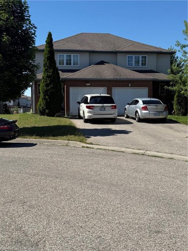 135 Woodpoppy Crescent, Kitchener, ON, 