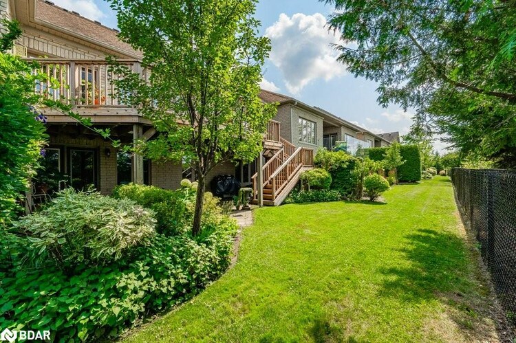 19 Simmonds Dr Drive, Guelph, ON, Waverley