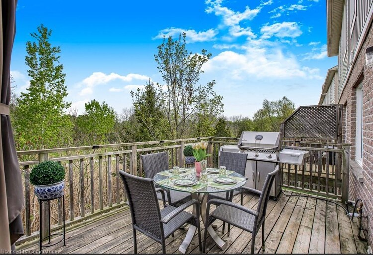 105 Pinnacle Drive, Kitchener, ON, 