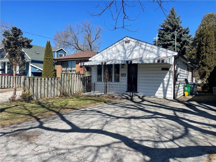 1089 Meredith Avenue, Mississauga, ON, Lakeview
