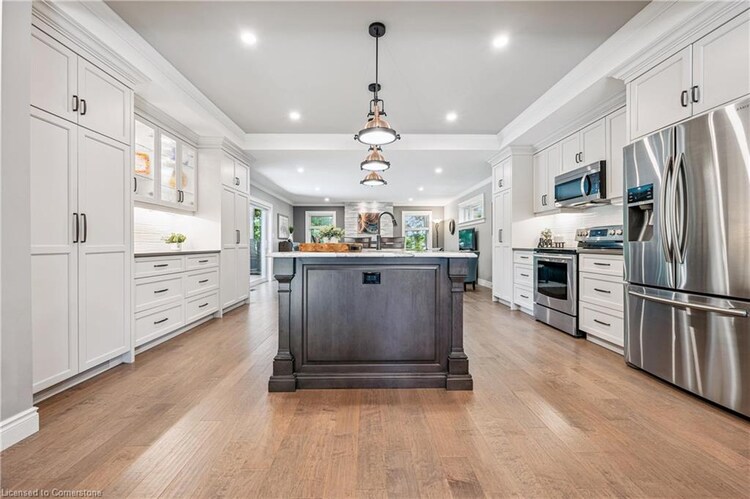 558 Elm Ridge Place, Waterloo, ON, 