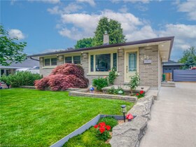 635 Pine Street, Waterloo, ON , MLS #40747207 , Image - 1