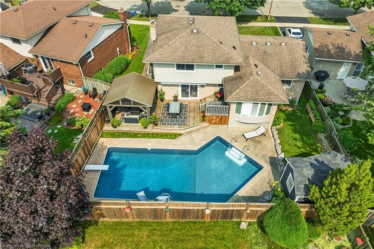 126 Winding Way, Kitchener, ON, 