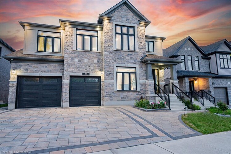26 Falconridge Drive, Kitchener, ON, 