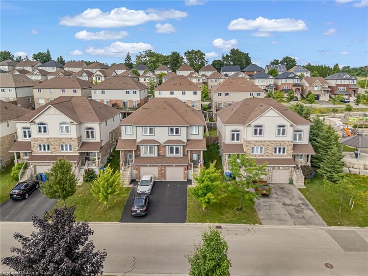 19 Oakes Crescent, Guelph, ON, Grange Hill East