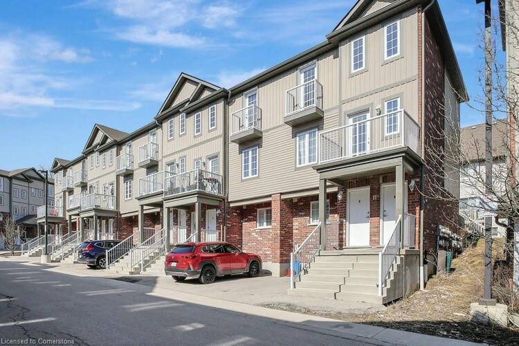 55 Mooregate Crescent, Kitchener, ON, 