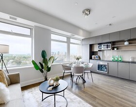 111 St Clair Avenue W, Toronto, ON , MLS #C13065812 , Image - 1