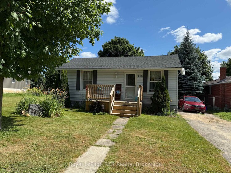 240 Egremont Street N, Wellington North, ON, Mount Forest