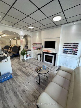1844 Lakeshore Road W, Peel, ON