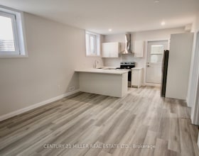 1160 HOBBS Drive, Middlesex, ON , MLS #X13709164 , Image - 1
