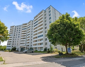 35 Towering Heights Boulevard, Niagara, ON , MLS #X13143592 , Image - 1