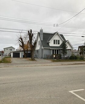 900 Prince Street, Cochrane, ON