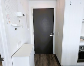 197 Yonge Street, Toronto, ON , MLS #C13647928 , Image - 1