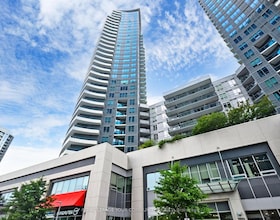 7161 Yonge Street, York, ON , MLS #N13028302 , Image - 1