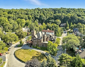 26 RAVENSCLIFFE Avenue, Hamilton, ON , MLS #X13003772 , Image - 1