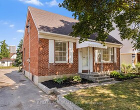 132 Homewood Avenue, Toronto, ON , MLS #C12456367 , Image - 1