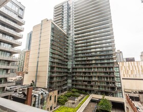 111 Elizabeth Street, Toronto, ON , MLS #C13039736 , Image - 1