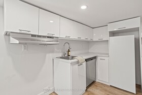 872 Lovett Street, Middlesex, ON , MLS #X13530818 , Image - 1