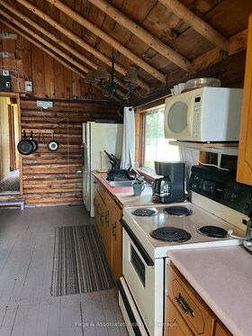 21 Pine Ridge Drive, Nipissing, ON , MLS #X12845050 , Image - 1