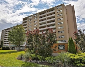 15 Albright Road N, Hamilton, ON , MLS #X13453330 , Image - 1