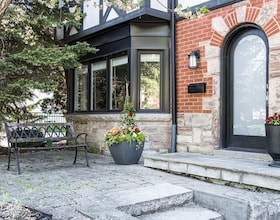 3 Oakwood Place, Hamilton, ON , MLS #X13173740 , Image - 1