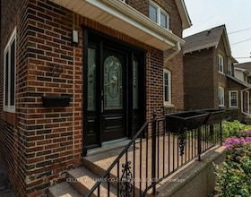 39 Court Street N, Halton, ON , MLS #W13767482 , Image - 1